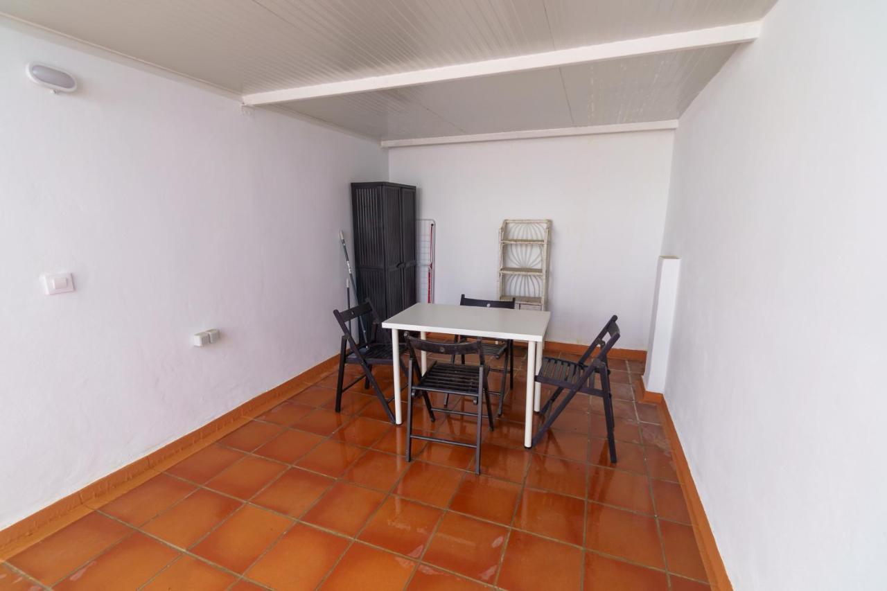 RentalSevilla Luminoso apartamento con terraza a orillas del río Sevilha Exterior foto