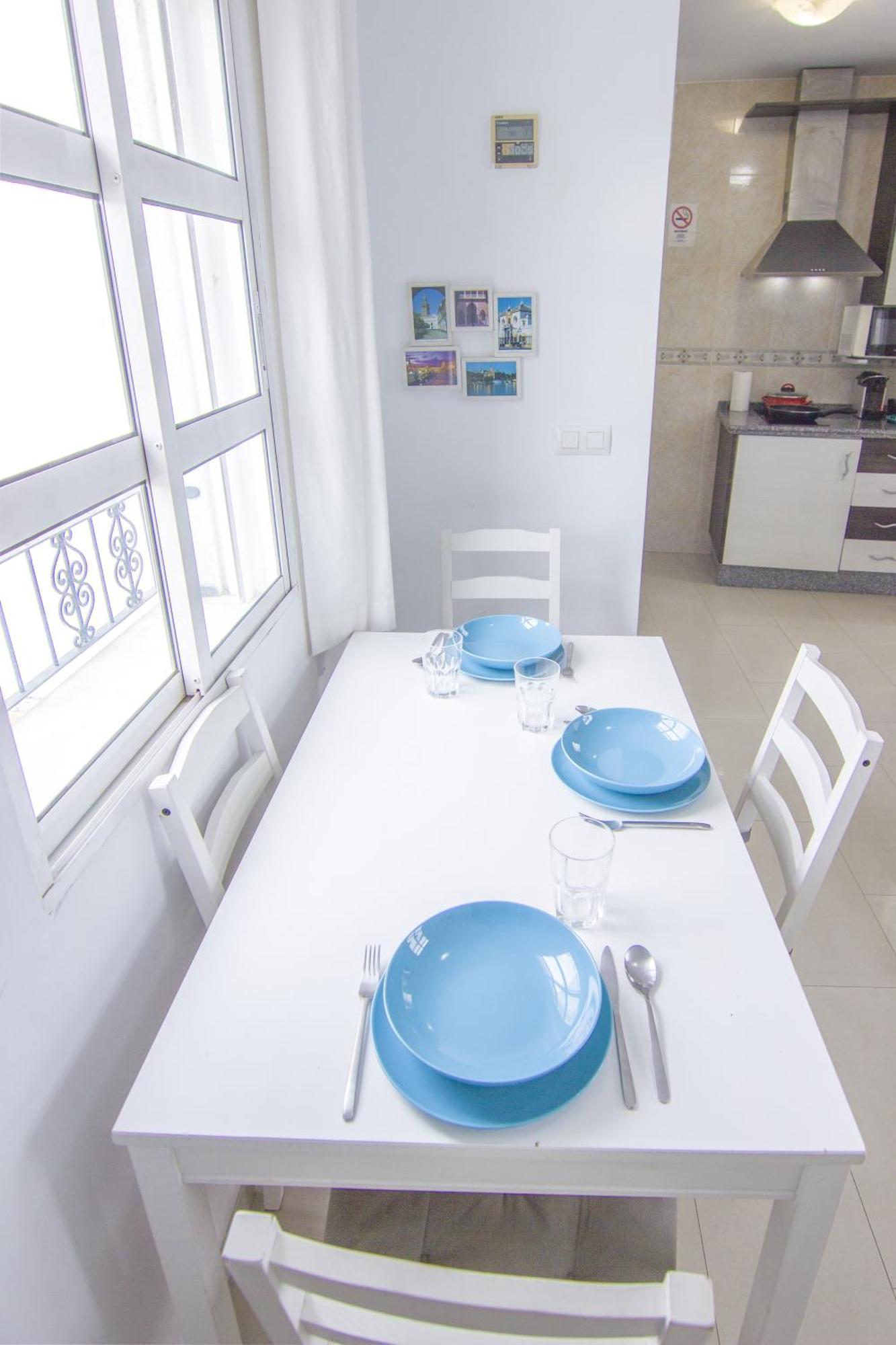 RentalSevilla Luminoso apartamento con terraza a orillas del río Sevilha Exterior foto